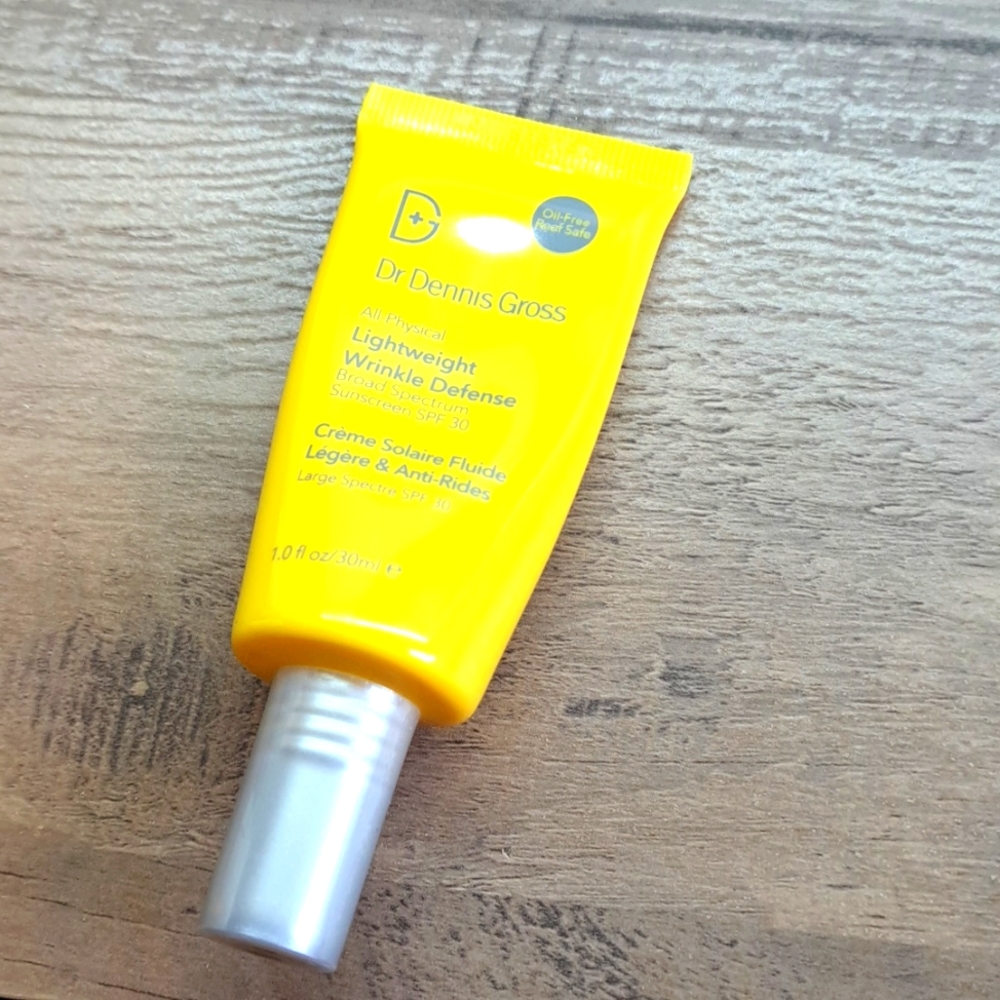 Dr. Dennis Gross Lightweight Wrinkle Defense Broad Spectrum Sunscreen SPF 30